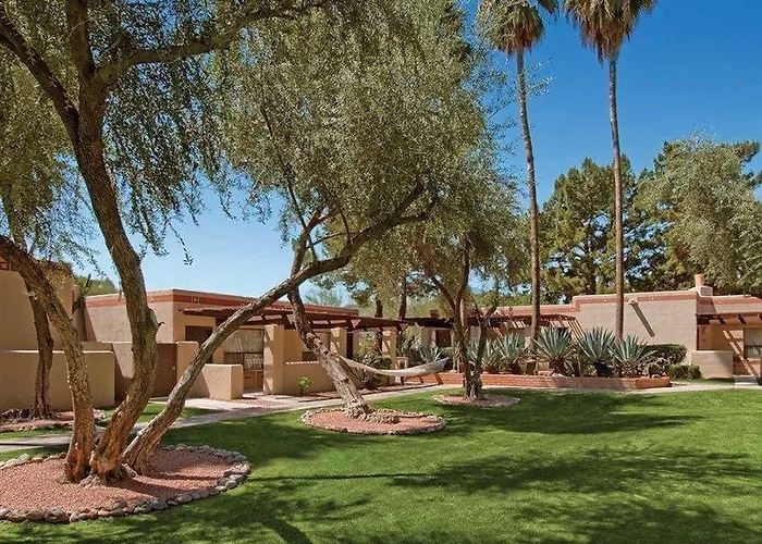 Hotel Cottonwoods & Scottsdale