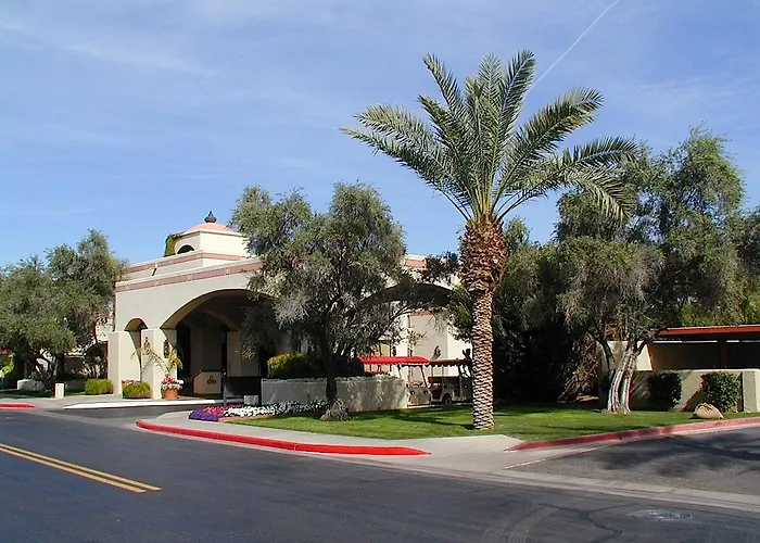 Cottonwoods & Hotel Scottsdale